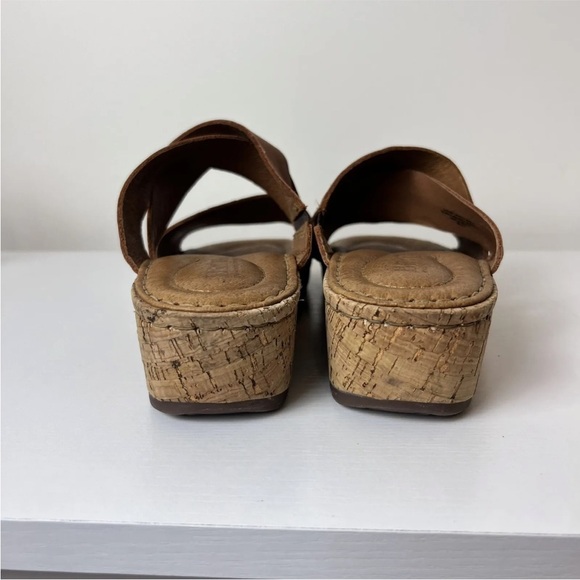 Born Boc Sandal‎ Wedge Women's 8 M Brown Tan Leather Comfort Slip-On - Picture 4 of 7